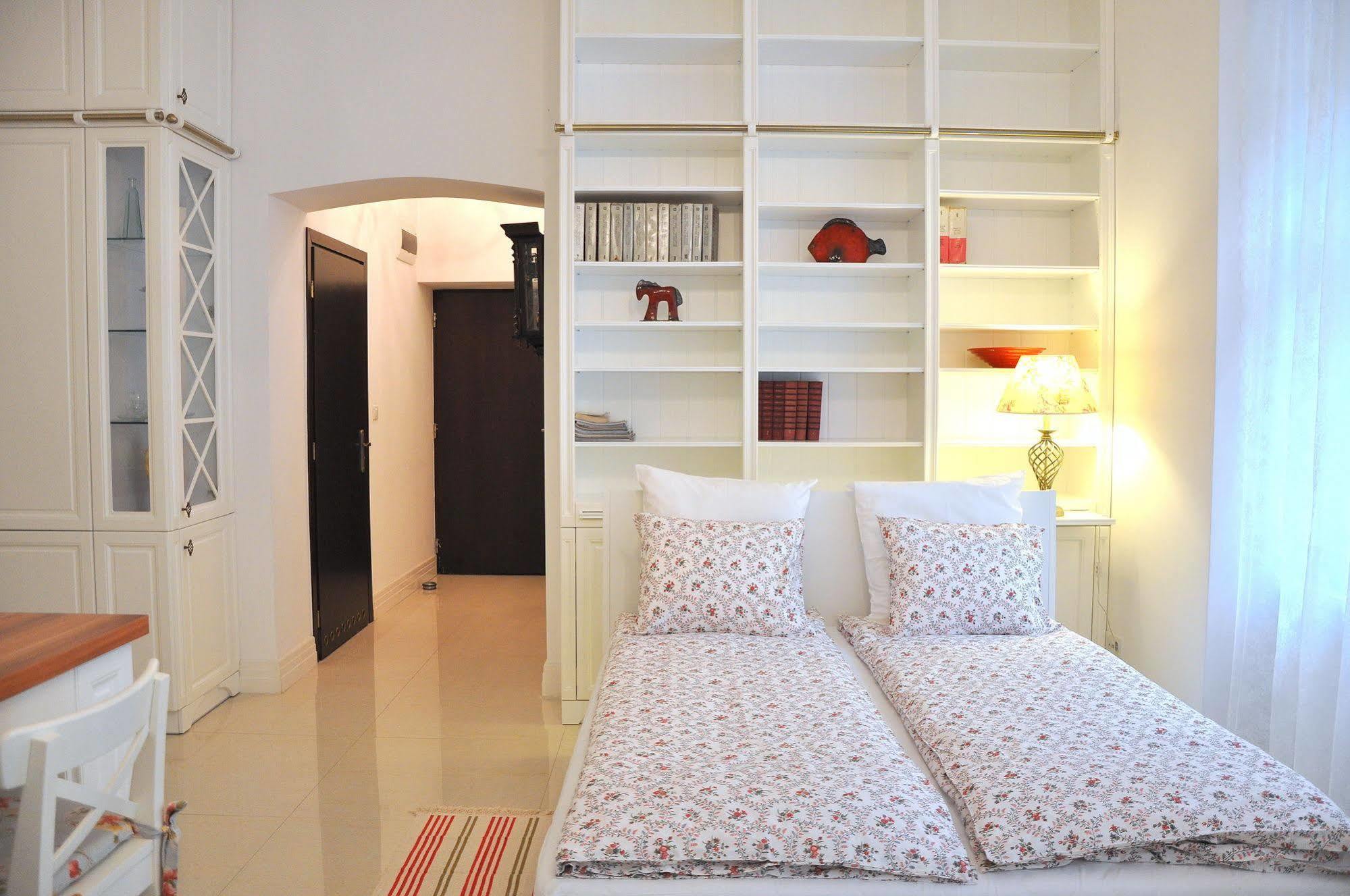 Happyguests Apartments كراكوفيا المظهر الخارجي الصورة