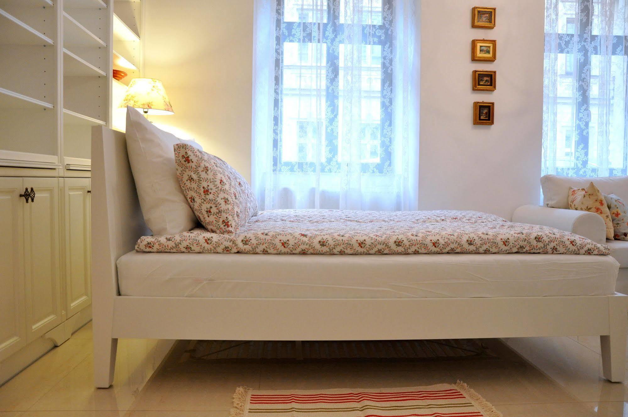Happyguests Apartments كراكوفيا المظهر الخارجي الصورة
