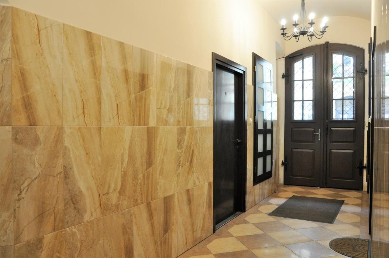 Happyguests Apartments كراكوفيا المظهر الخارجي الصورة