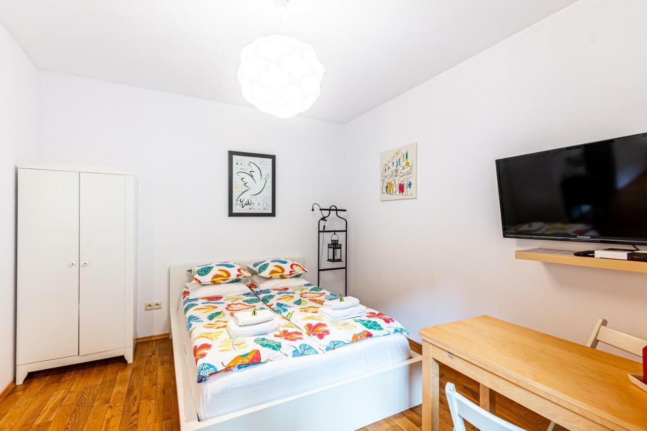 Happyguests Apartments كراكوفيا المظهر الخارجي الصورة